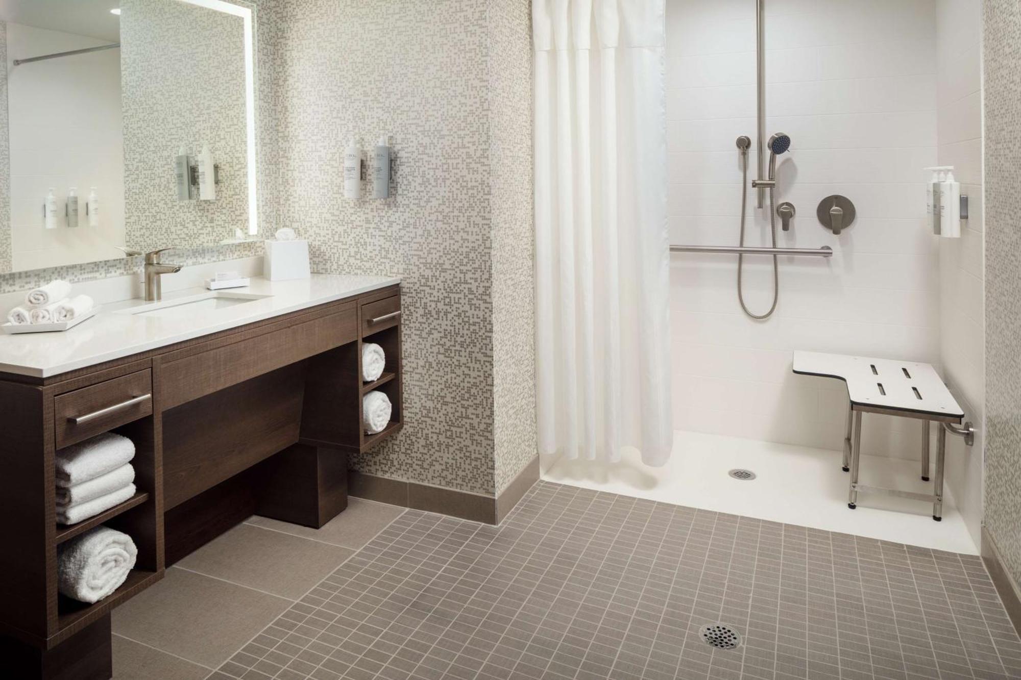 Hotel Home2 By Hilton Medical Park Downtown